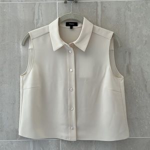 Theroy shrunken corpped linen shirt .Size:S
